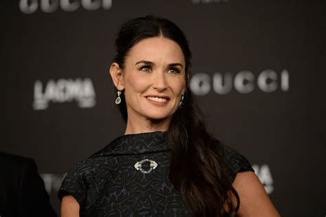 Demi Moore: The Truth Behind the Plastic Surgery .